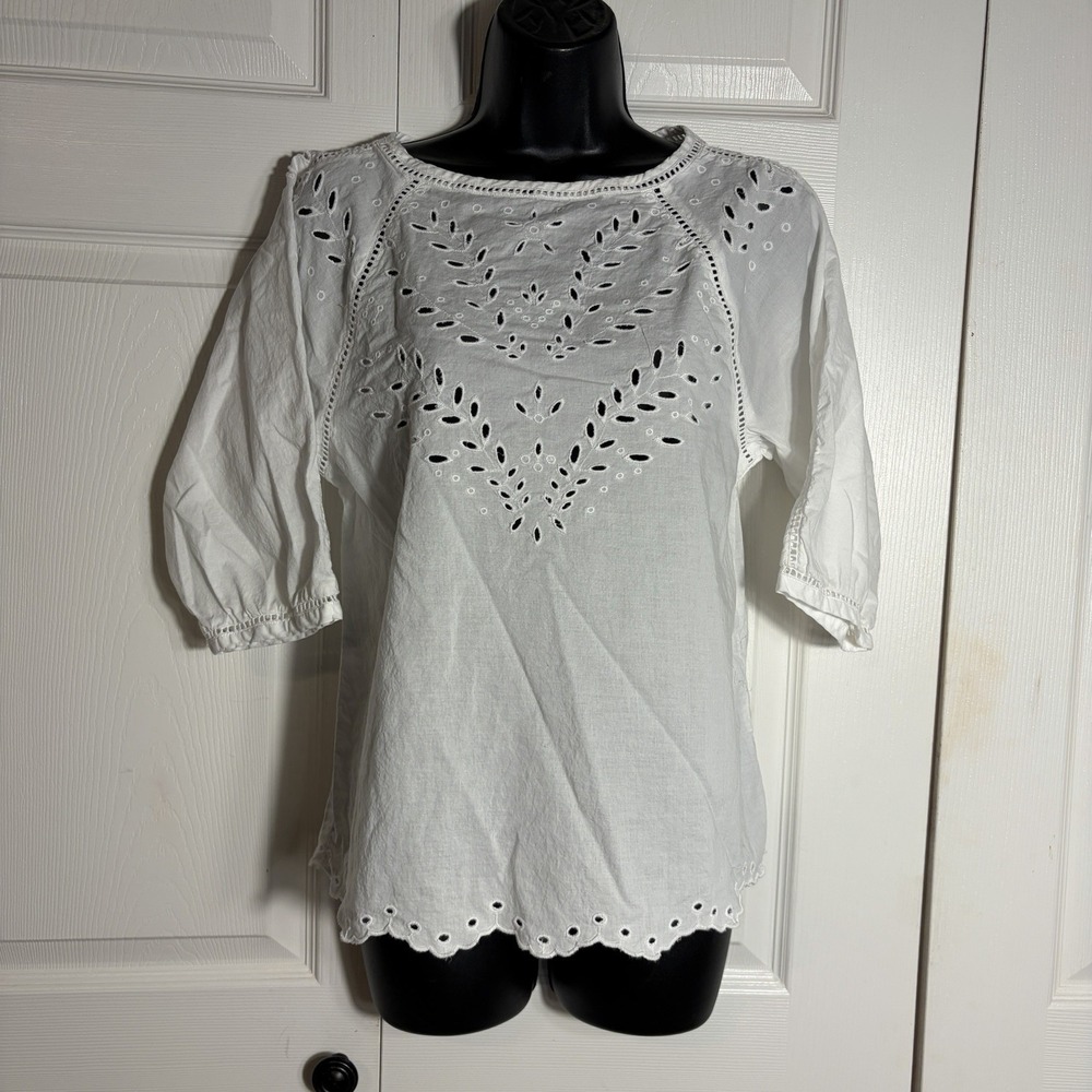 GAP Eyelet Lace Shirt Women XS White Embroidered Short Sleeve 100% Cotton Blouse